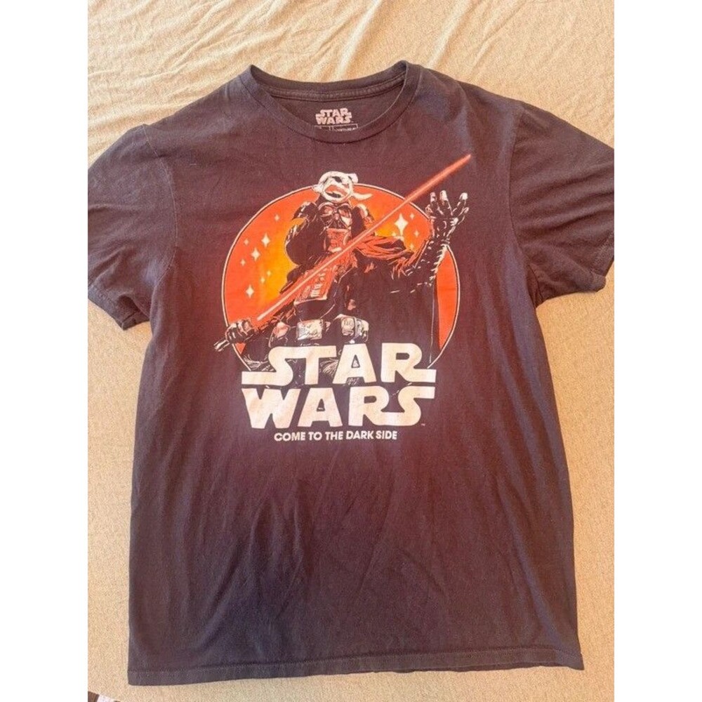 Star Wars graphic T